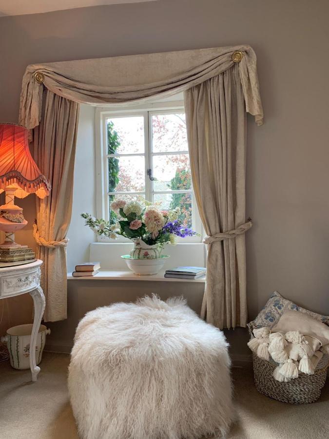 Pytts House Boutique Bed & Breakfast Burford Eksteriør bilde