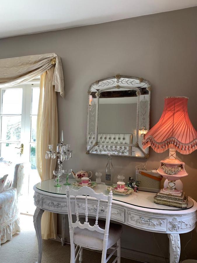 Pytts House Boutique Bed & Breakfast Burford Eksteriør bilde